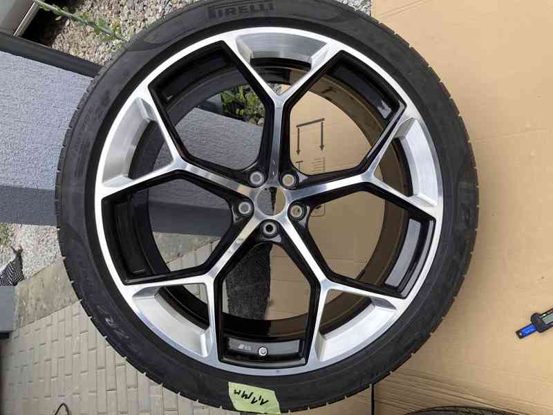 4M8601025CM alu kolo kola r23 rsq8 sq8 chrom - foto 22