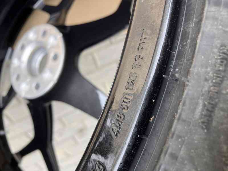 4M8601025CM alu kolo kola r23 rsq8 sq8 chrom - foto 13