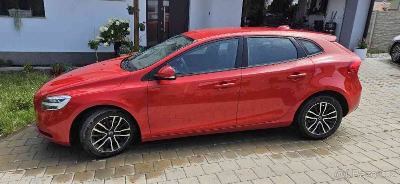 Volvo V40 D2 - foto 5