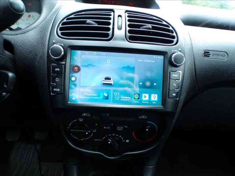 Peugeot 206 1,4 16V - foto 7
