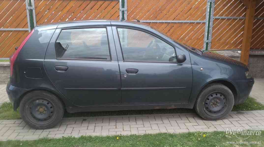 Prodám FIAT PUNTO II 1.2 8V  r.v. 2000 - foto 3