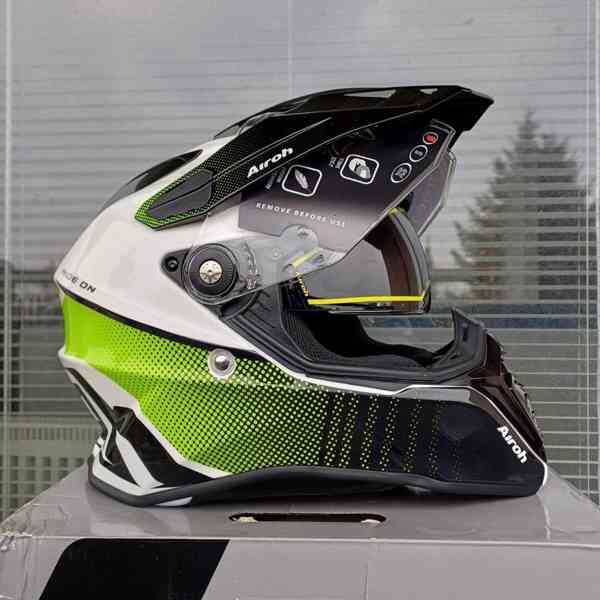 Enduro přilba Airoh COMMANDER  - foto 4