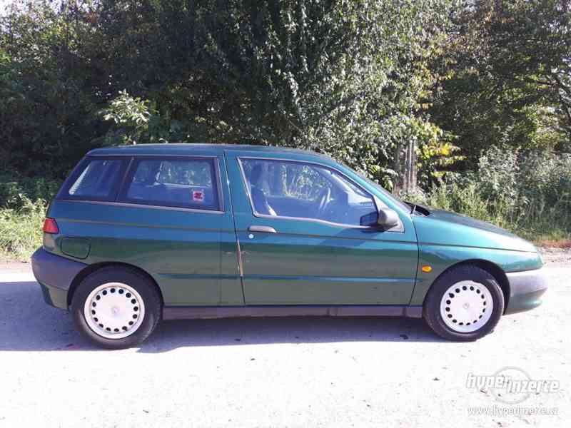 Alfa Romeo 145 - foto 2
