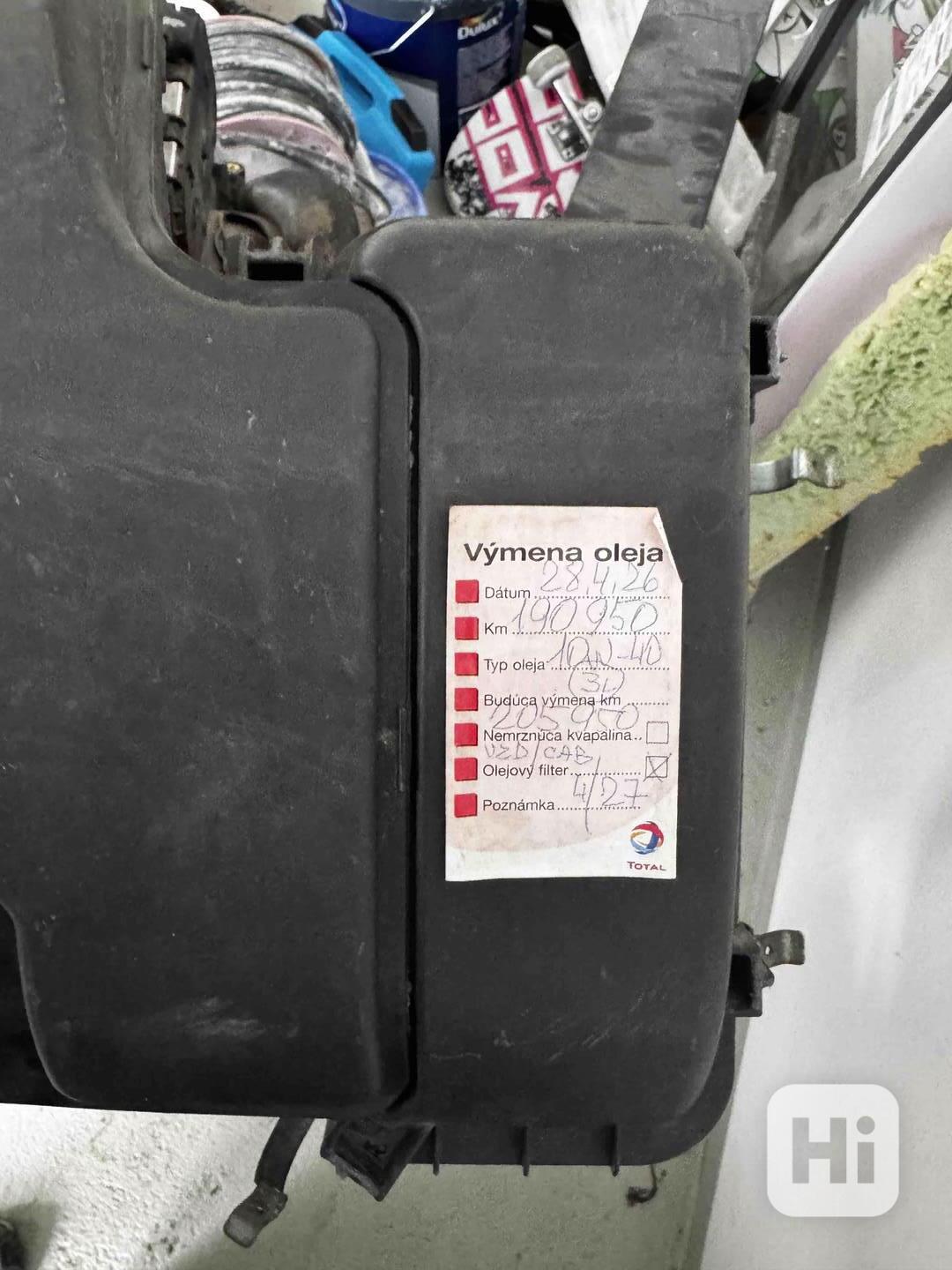 Prodám motor Toyota Yaeis  - foto 1
