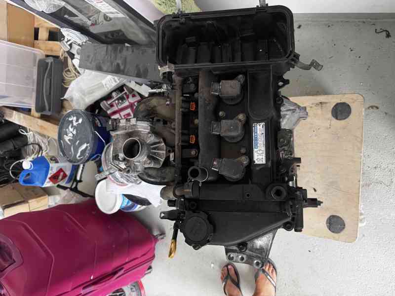 Prodám motor Toyota Yaeis  - foto 6