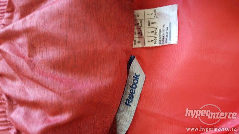 Sportovní péřová Reebook bunda - foto 2