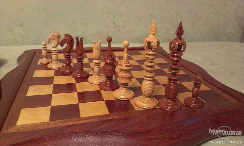 šachy ruční práce - foto 2