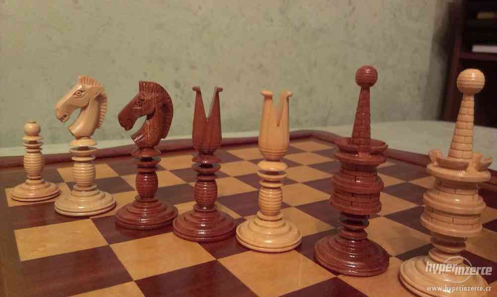 šachy ruční práce - foto 3
