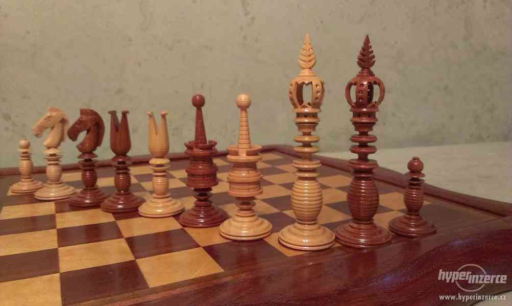 šachy ruční práce - foto 4