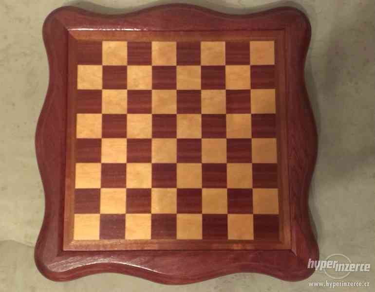 šachy ruční práce - foto 7