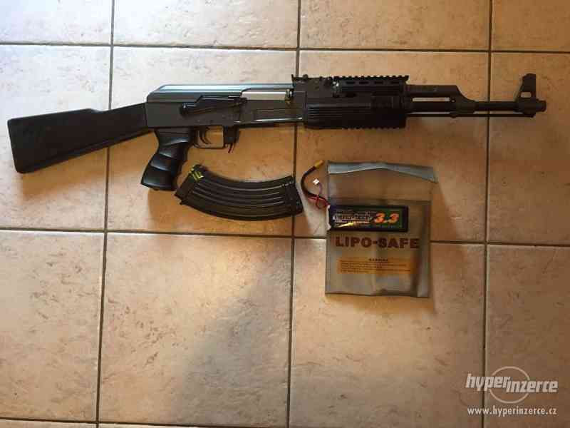 Airsoftová zbraň AK47 - foto 1