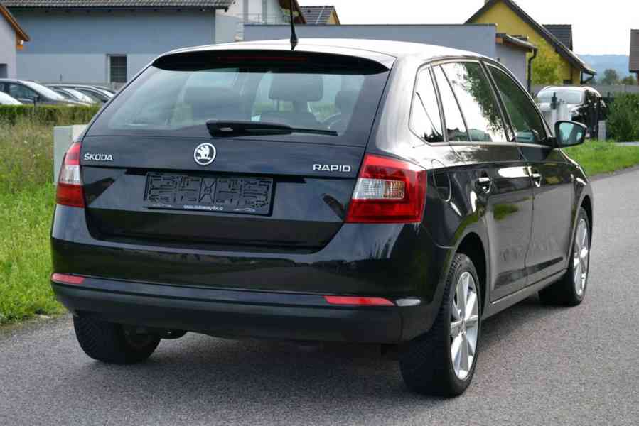 Škoda Rapid Spaceback 1.2 TSI Ambition - foto 4