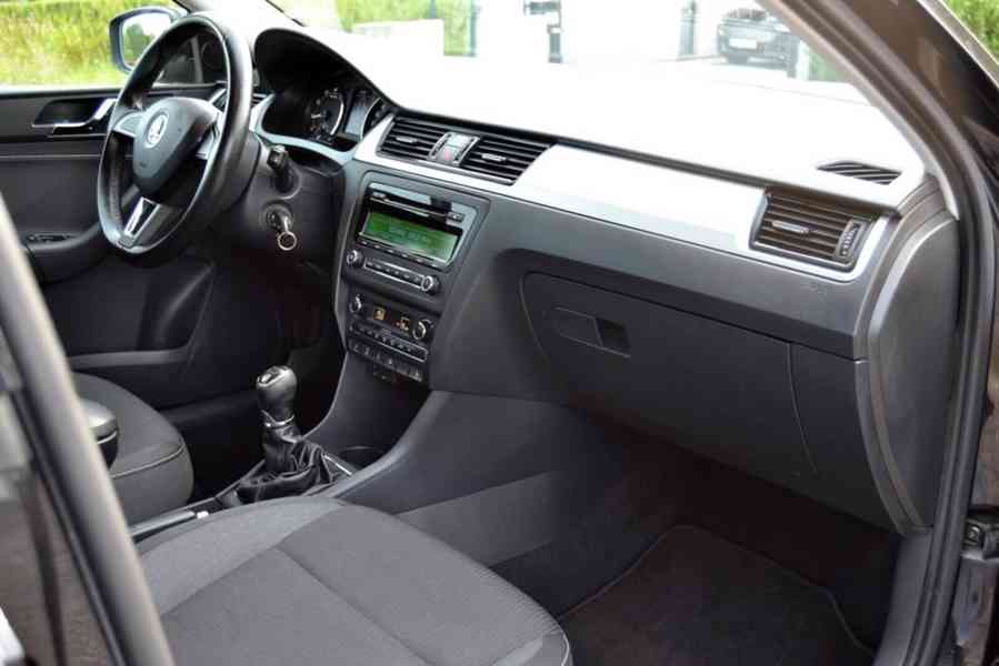 Škoda Rapid Spaceback 1.2 TSI Ambition - foto 12