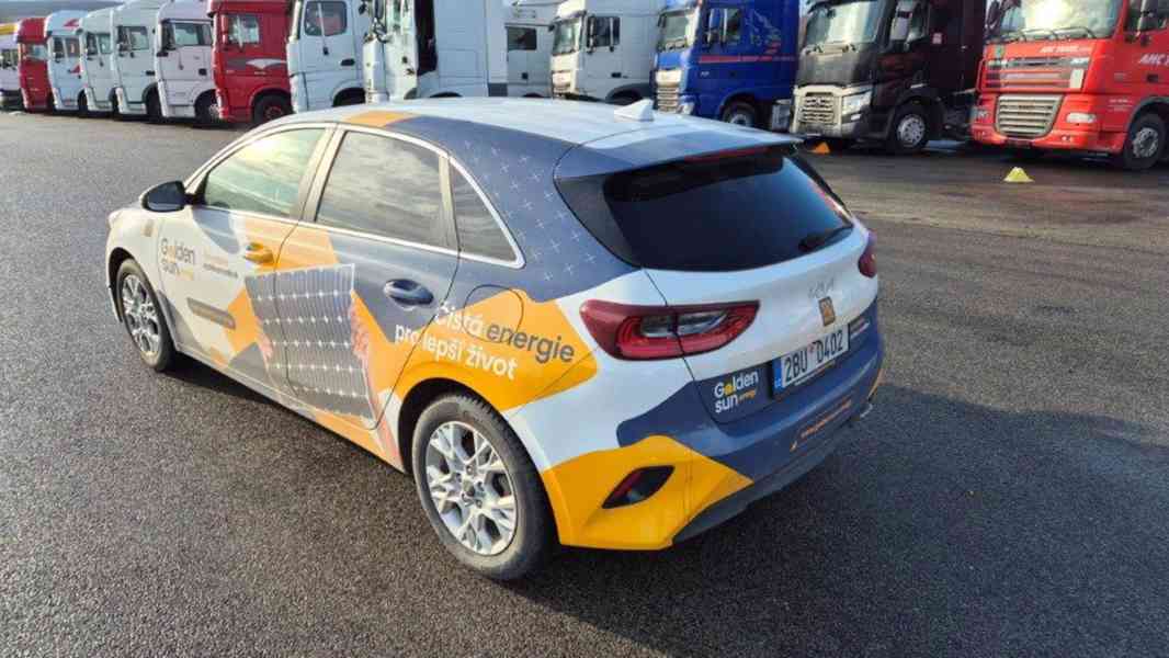 KIA CEED 5HB CD 1,5 T-GDI GPF 7DCT TOP - foto 4