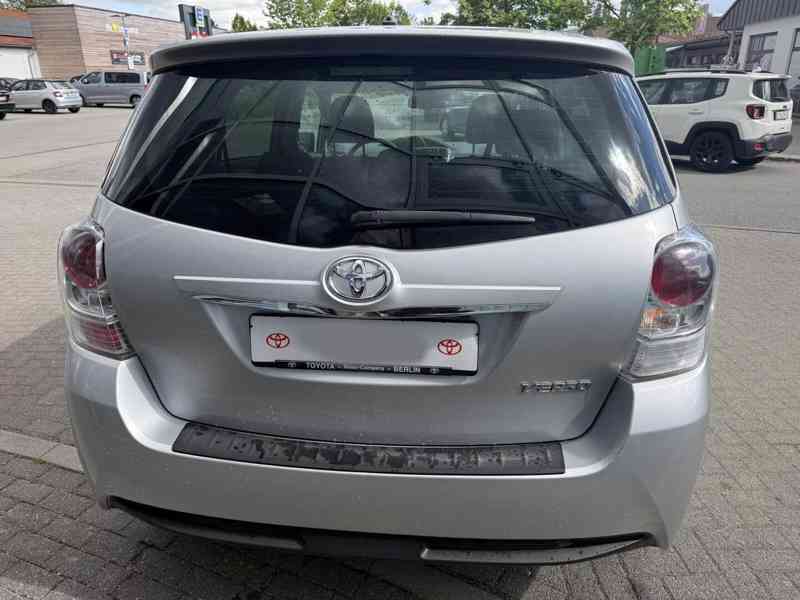 Toyota Verso 1.8i Edition-S AUT. benzín 108kw - foto 5