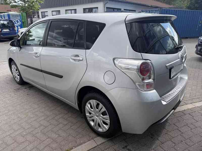 Toyota Verso 1.8i Edition-S AUT. benzín 108kw - foto 15