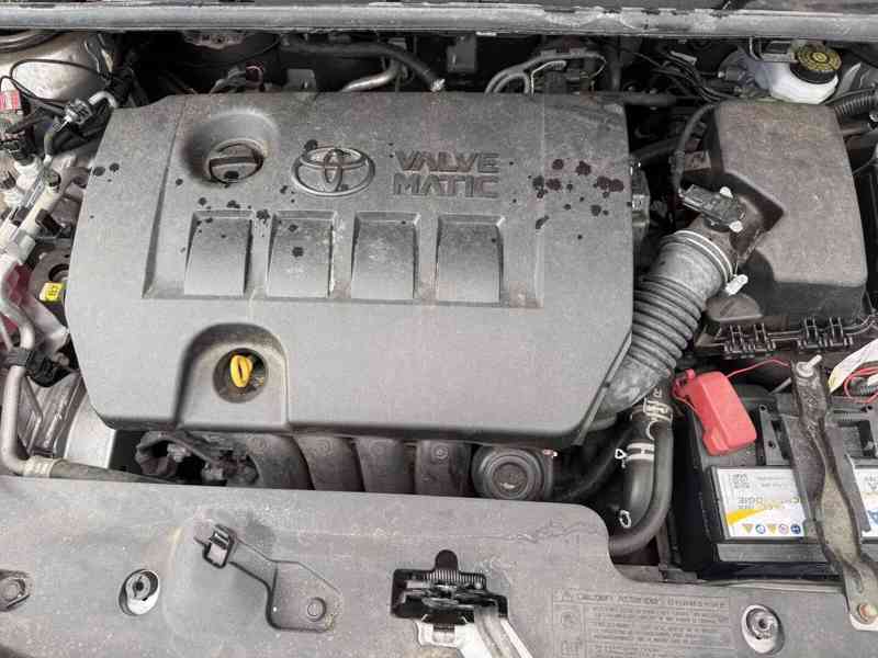 Toyota Verso 1.8i Edition-S AUT. benzín 108kw - foto 8