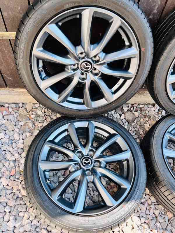 5x114,3 R18 originál letní sada Mazda - Antracit - Senzory - foto 6