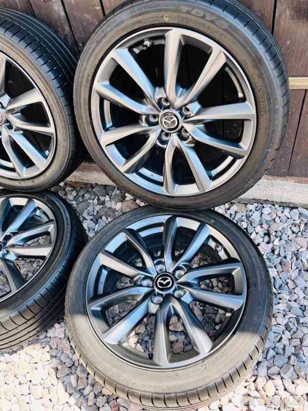 5x114,3 R18 originál letní sada Mazda - Antracit - Senzory - foto 7