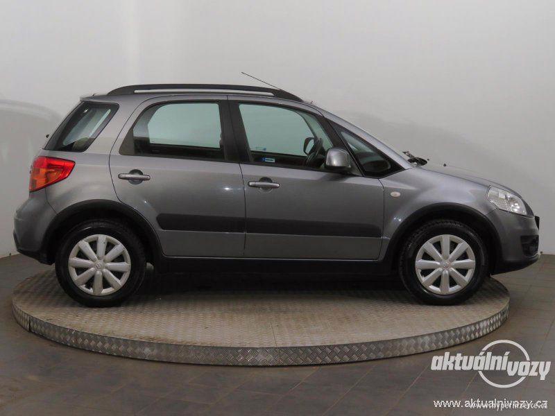 Suzuki SX4 1.5, benzín, r.v. 2010 - foto 5