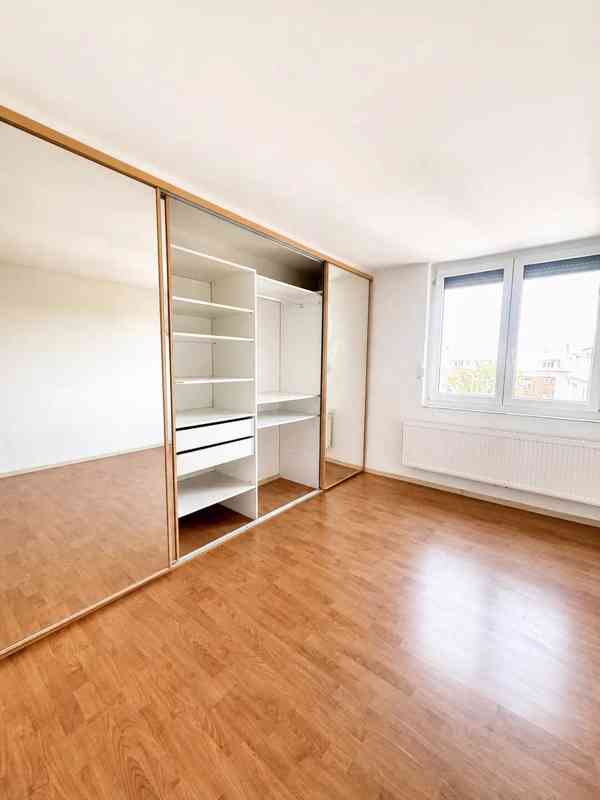 Pronájem bytu 2+kk 63 m² - foto 9
