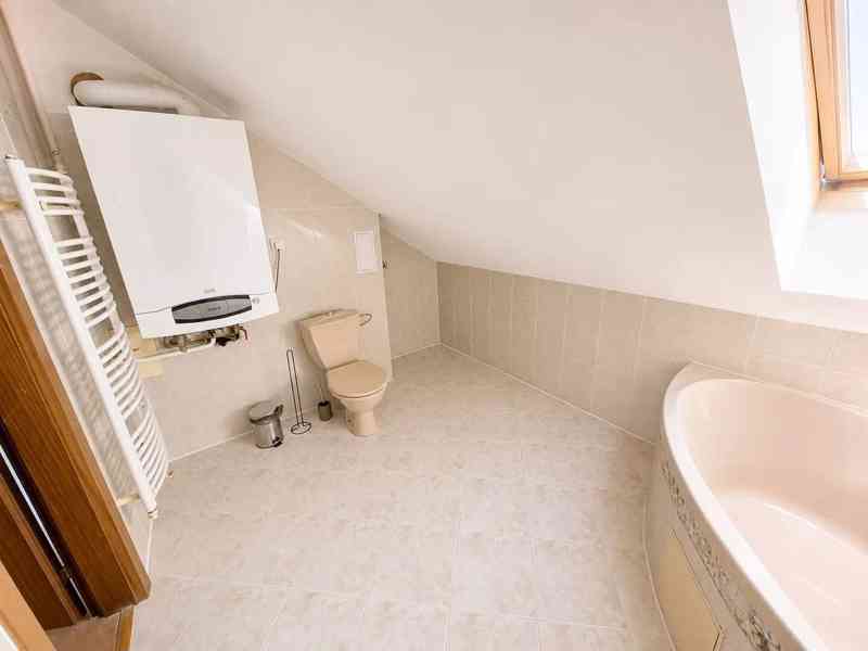 Pronájem bytu 2+kk 63 m² - foto 6