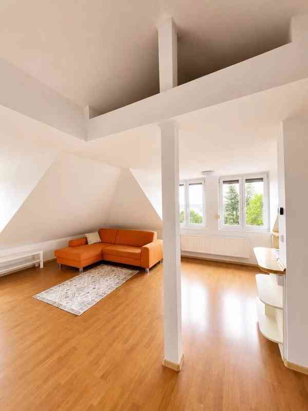 Pronájem bytu 2+kk 63 m² - foto 3