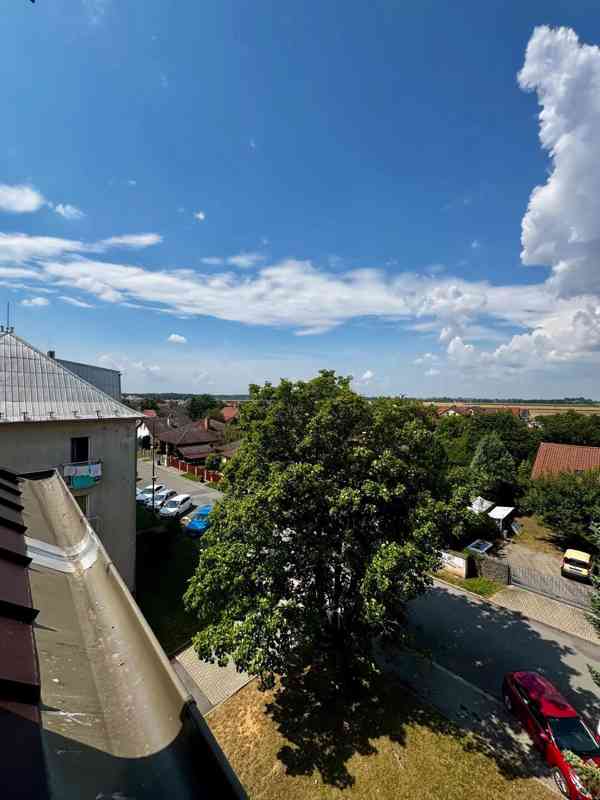 Pronájem bytu 2+kk 63 m² - foto 5