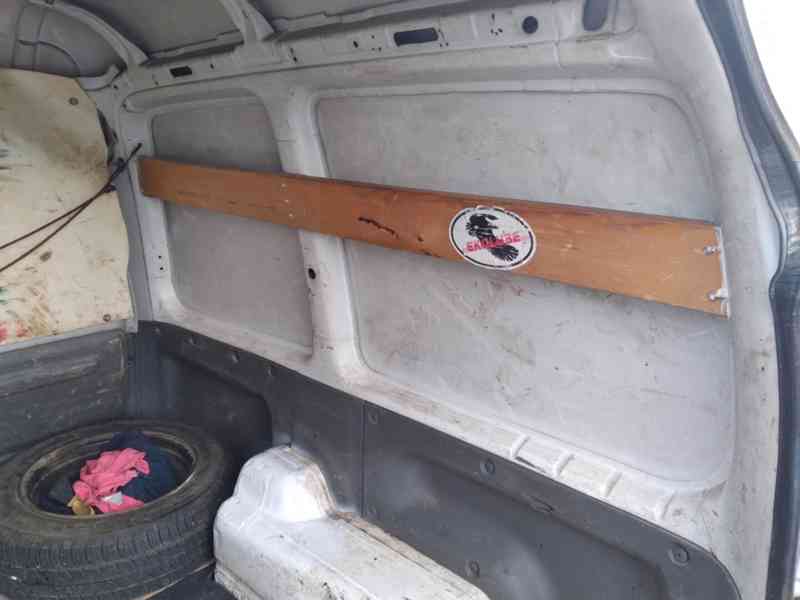 SEAT INCA 1.9 SDI 47kW ČR - foto 20