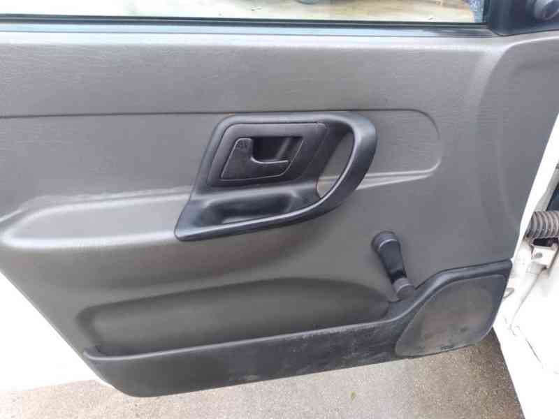 SEAT INCA 1.9 SDI 47kW ČR - foto 15