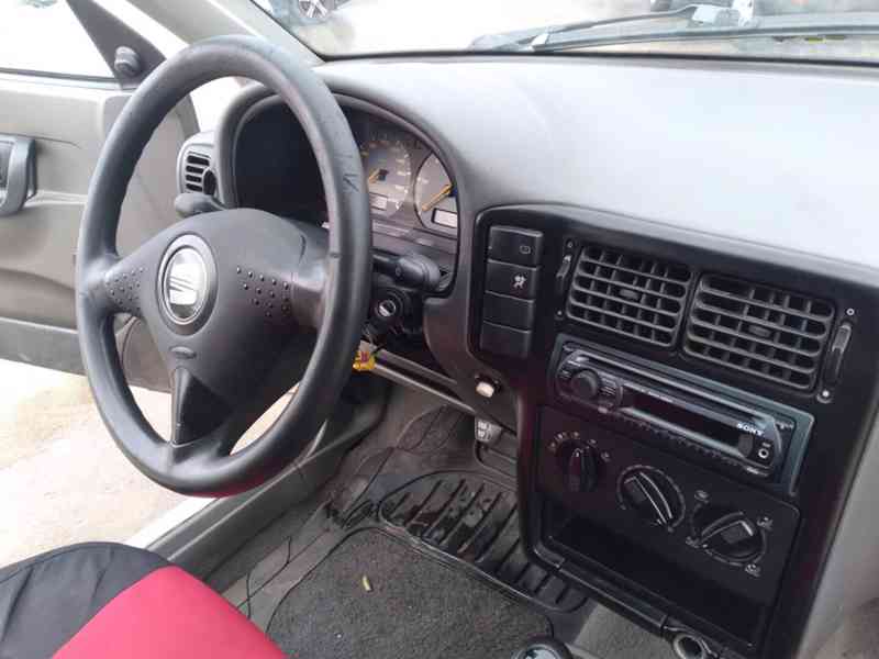 SEAT INCA 1.9 SDI 47kW ČR - foto 12