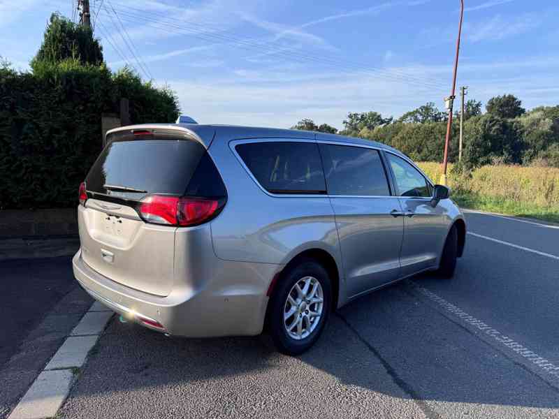 Chrysler Pacifica 3,6 RU Čocka 2020 AKCE 2025 - foto 4