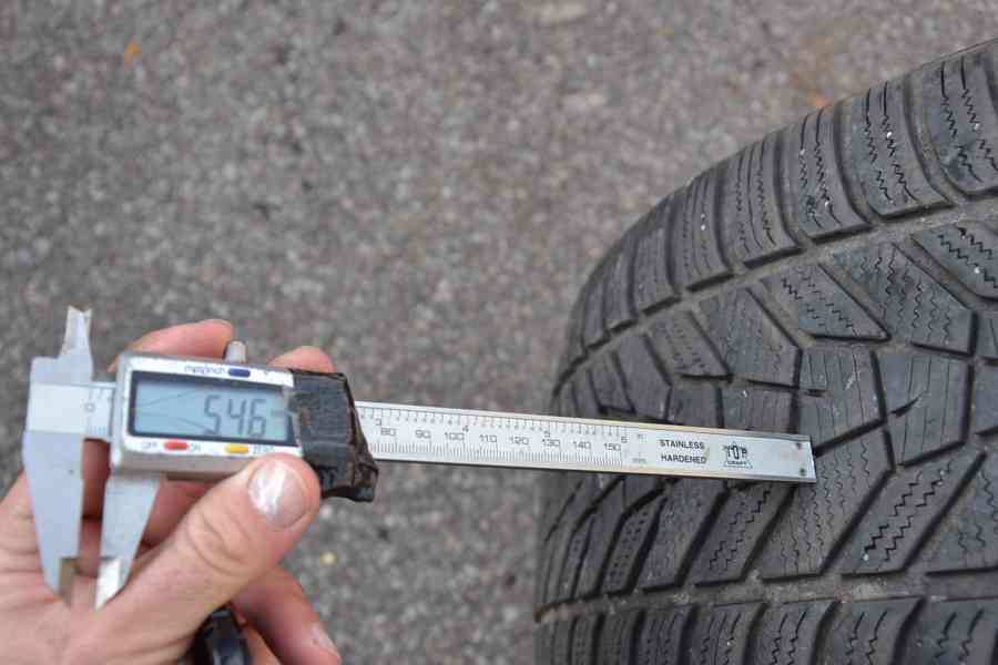 2ks zimní pneu Hankook 285/45/20 112V - foto 8