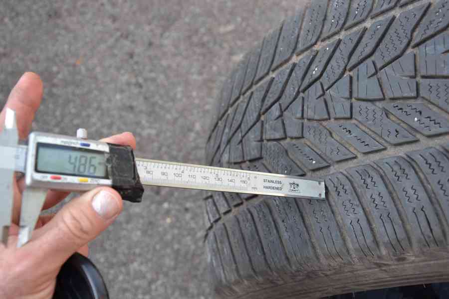 2ks zimní pneu Hankook 285/45/20 112V - foto 6