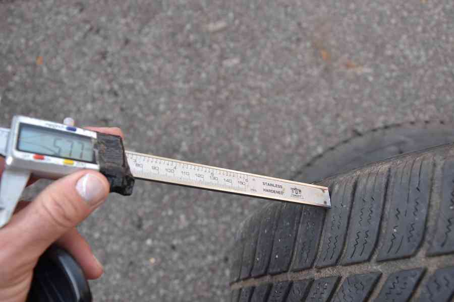 2ks zimní pneu Hankook 285/45/20 112V - foto 5