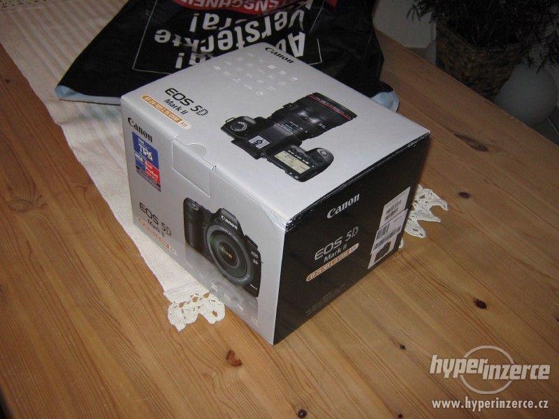 Canon EOS 5D Mark II con 24-105L Kit + Objektiv - foto 1