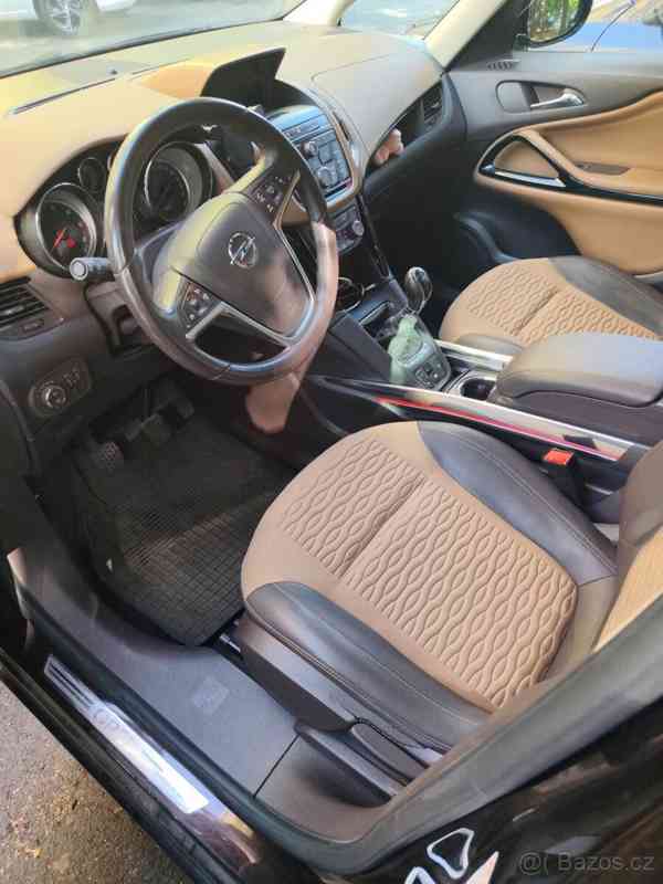 Opel Zafira 1,6   C Tourer - foto 4