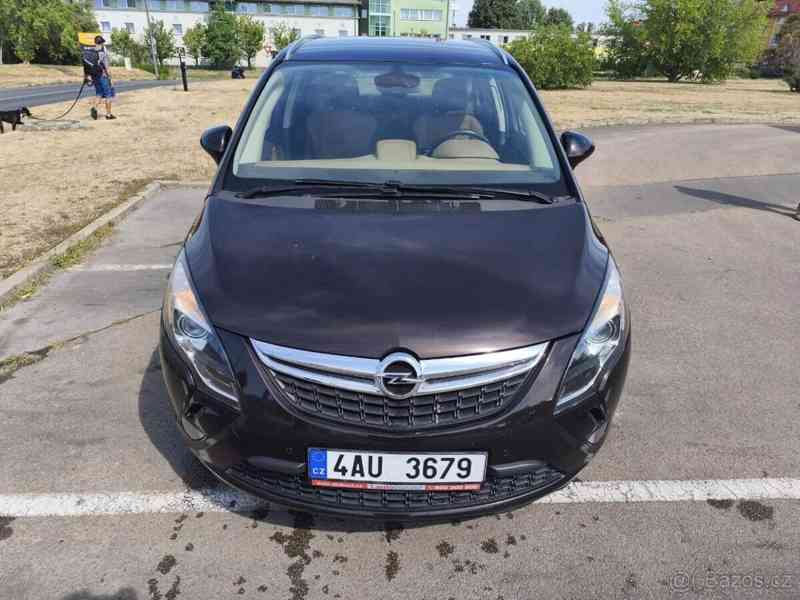 Opel Zafira 1,6   C Tourer - foto 1