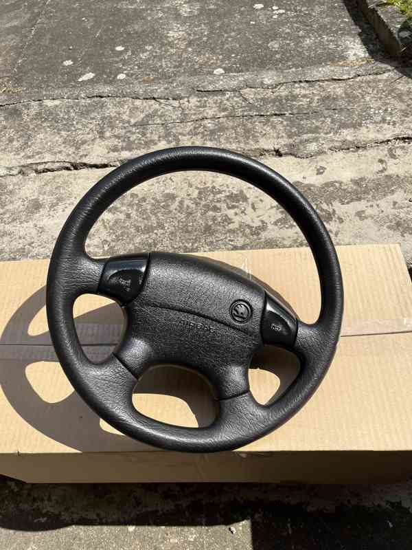 FELICIA set 2x Airbag + pěkný čtyřramenný volant - foto 5