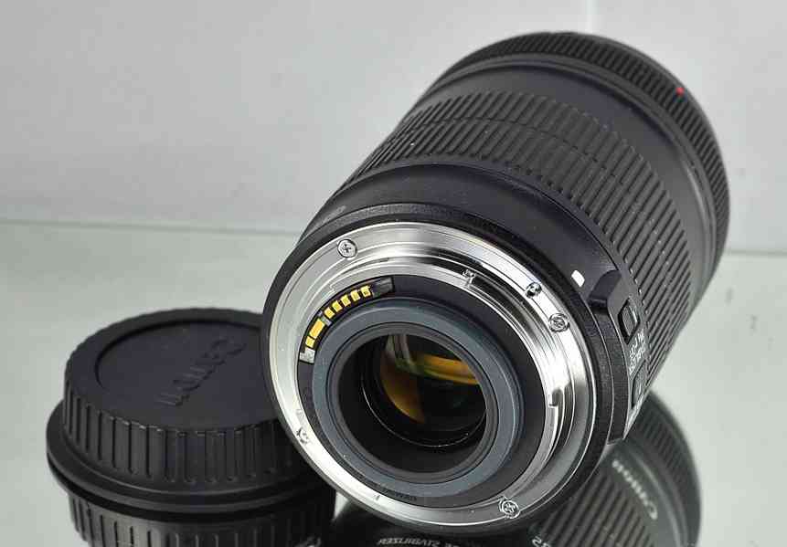 Canon EF-S 18-135mm f/3.5-5,6 IS *APS-C formát* - foto 5