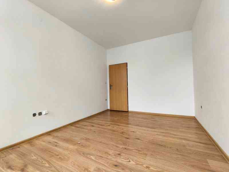 Pronájem 4+1, 130m2 (Liberec centrum, ul. Moskevská) - foto 6