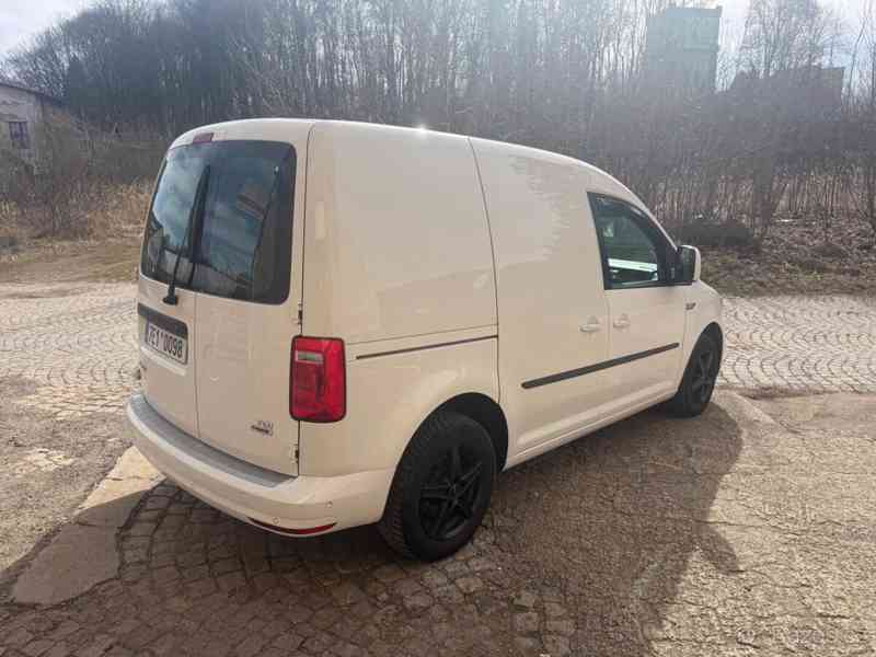 Volkswagen Caddy 2,0   TDI DSG 2015 - foto 4