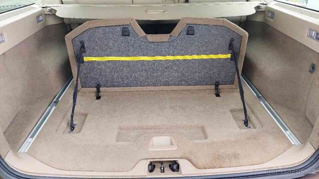 Volvo V70 2,4   D5, 2013, po STK - foto 4