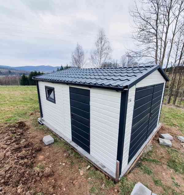 Plechová garáž 4x5 dvoukřídlá vrata - dveře - 2x okno TS625 - foto 6