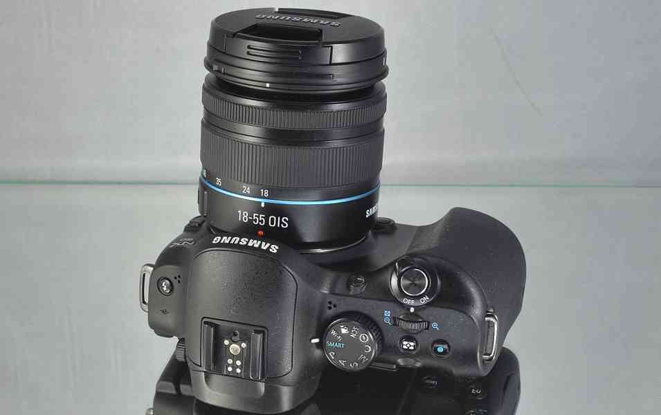 Samsung NX20 + NX 18-55mm  20,3 Mpix*Full HDV*Wi-Fi - foto 8