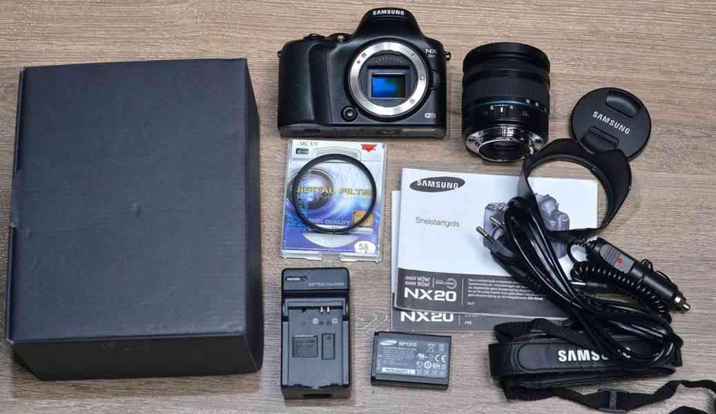 Samsung NX20 + NX 18-55mm  20,3 Mpix*Full HDV*Wi-Fi - foto 3