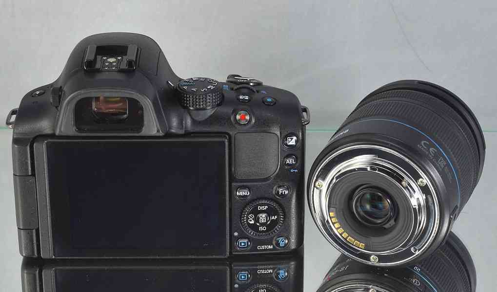 Samsung NX20 + NX 18-55mm  20,3 Mpix*Full HDV*Wi-Fi - foto 5