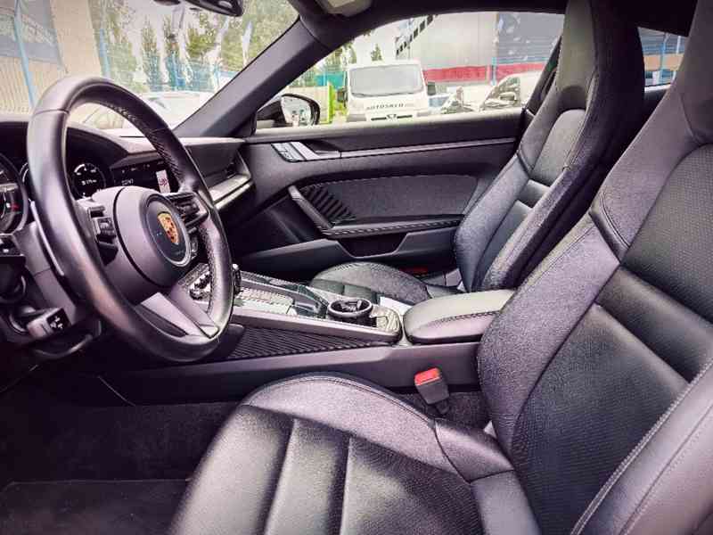 PORSCHE 911 Carrera 4 Coupé 911/992 ČR - foto 15
