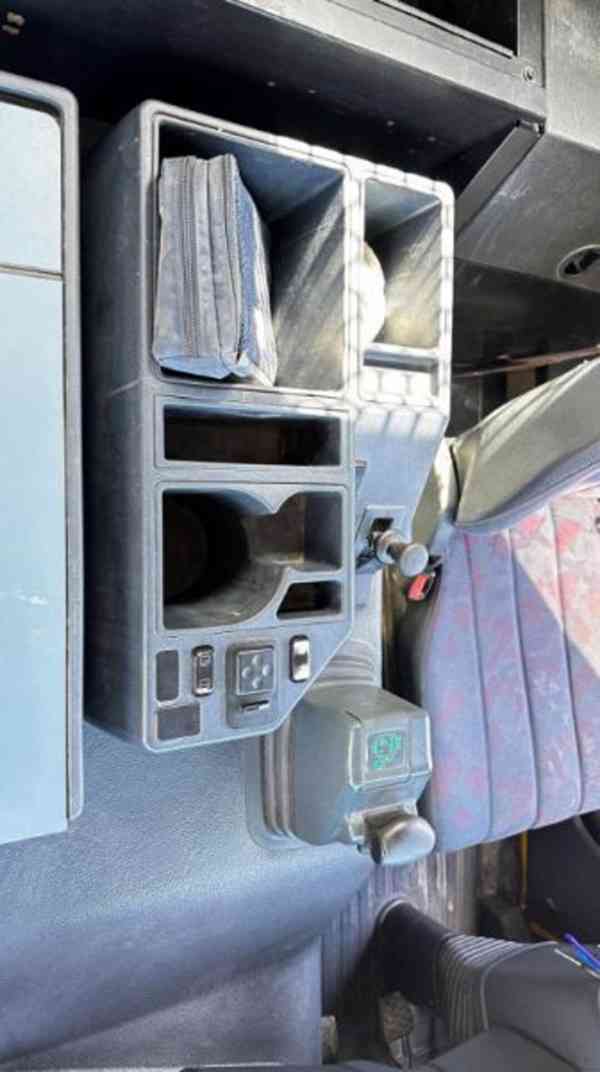 8x8 MB 4148 sklápěč S2 Mercedes Actros 44/32t bordmatik - foto 11