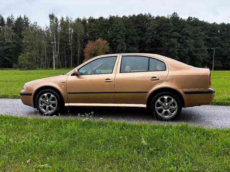 Škoda Octavia 1,8   t 4x4 - foto 13